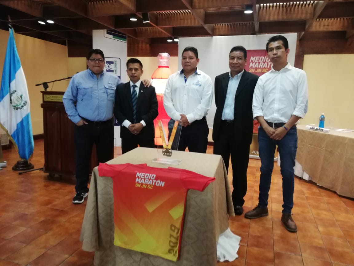 LISTA LA CARRERA DEL PUEBLO